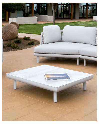 MESA CENTRO DE EXTERIOR ISQUIA