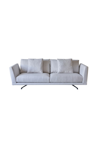 SOFA SIXTEEN