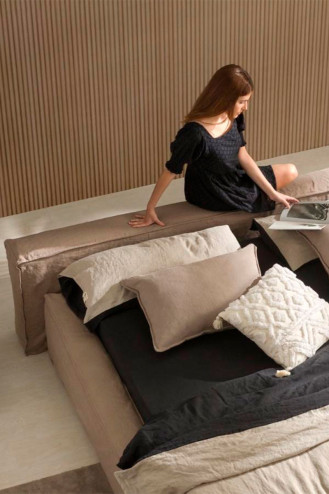 CAMA MOGAN