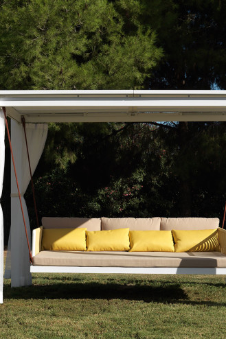 CAMA COLUMPIO DE EXTERIOR...