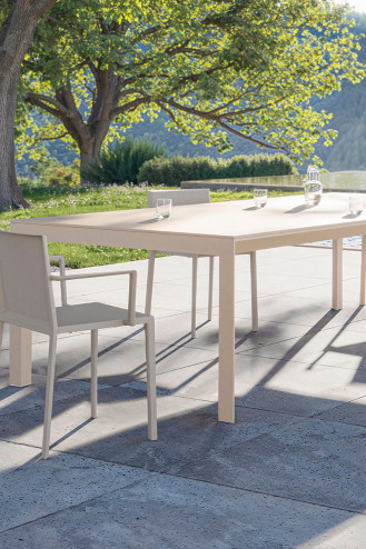 MESA DE EXTERIOR FRAME