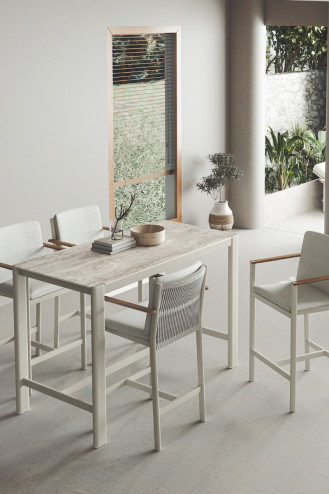 MESA ALTA DE EXTERIOR LLORET