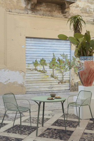 MESA DE EXTERIOR HIRAY