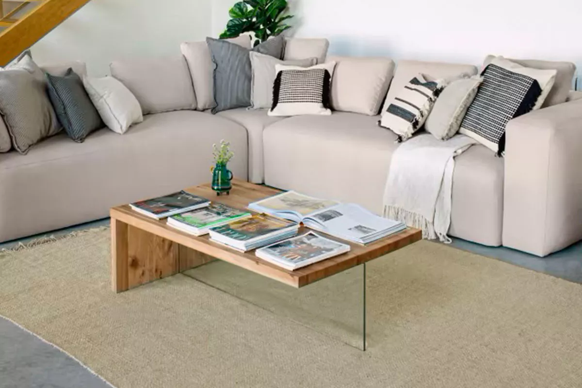 ¿Qué tamaño debe tener una mesa de centro?